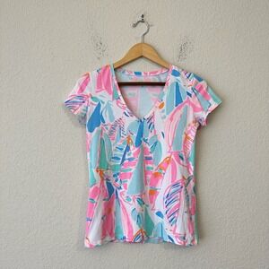 LILLY PULITZER Michele V-Neck Tee in Out to Sea Print Sailboat